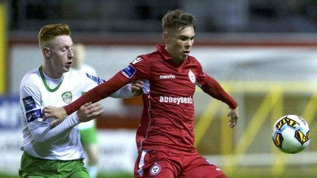 An image of Dayle Rooney playing for Shelbourne FC.