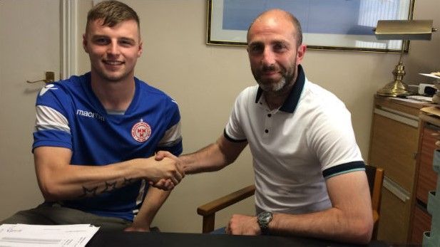 Jamie Doyle signs contract as he re joins the Shels