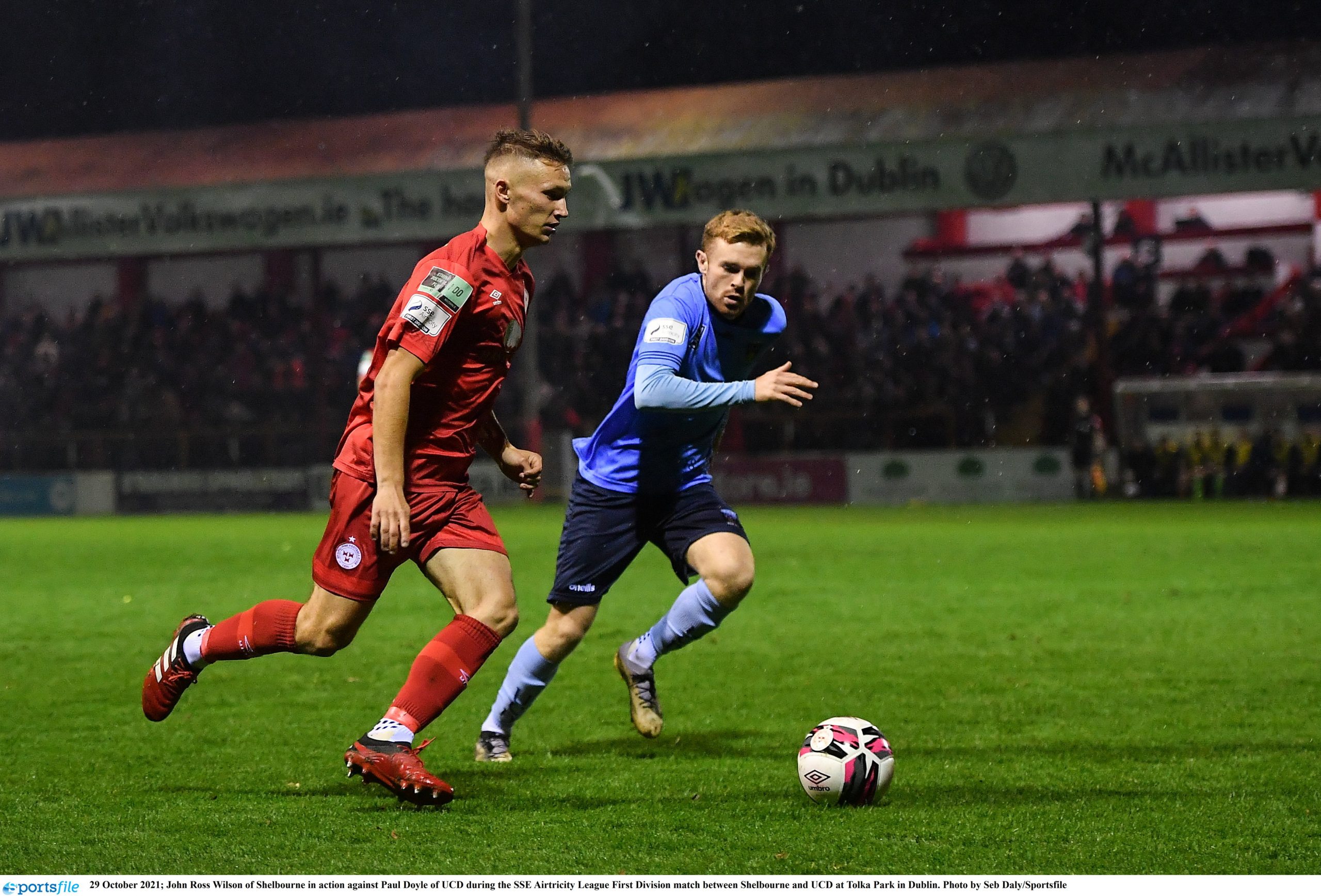 JR Wilson re-signs for Shels